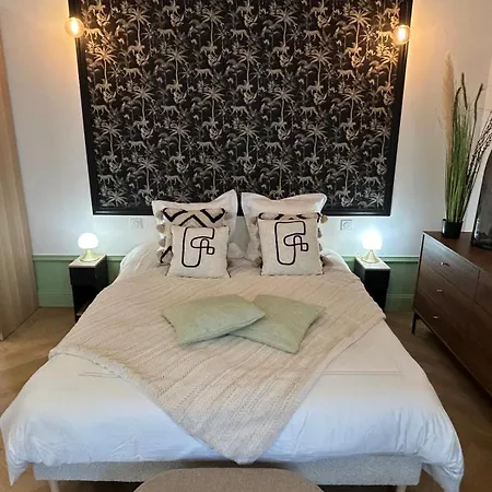 Daire Elegant Et Chic Refait A Neuf